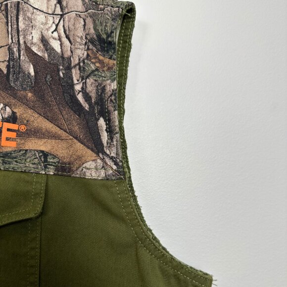 RealTree Camo Men's Button-Up Collared Cut-Off Vest - Size 2XL / XXL - Picture 5 of 6